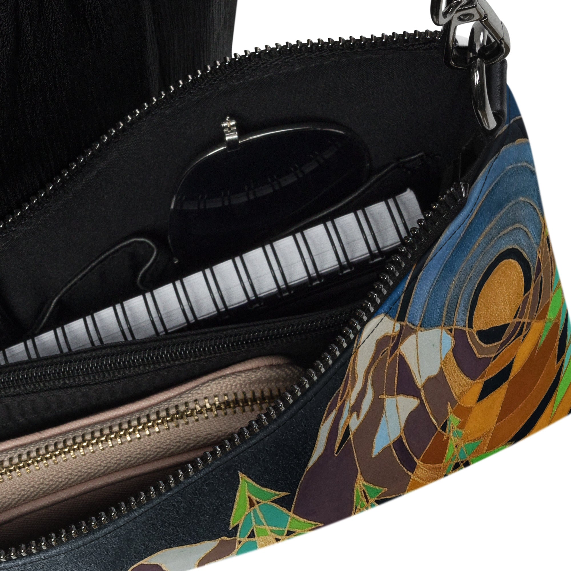 Artistic Bags and Purses: Beautifully Disordered Collection